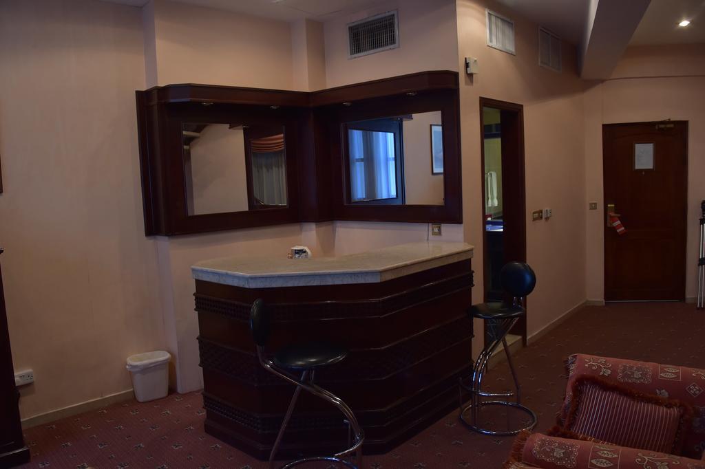 Al Bastaki International Hotel Koeweit Buitenkant foto